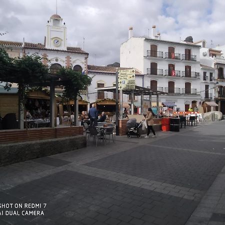 Alojamiento Alora Castillo Arabe Y Museo Exterior foto